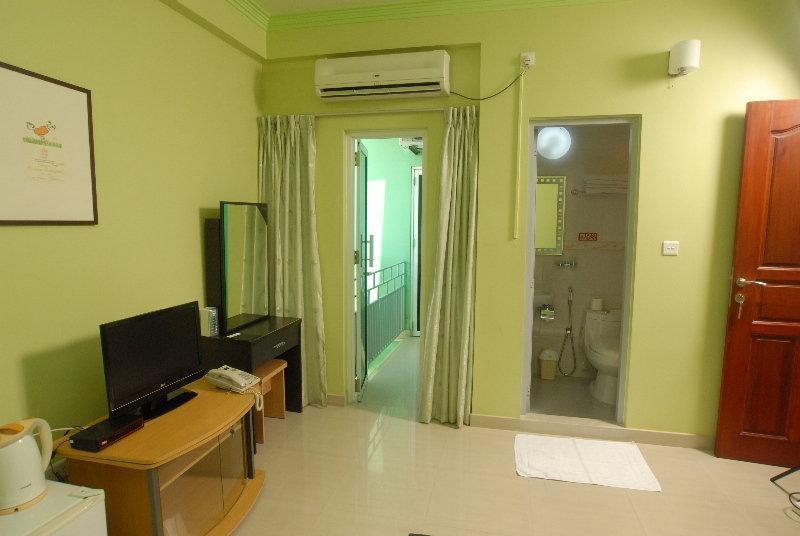 House Clover Male Bagian luar foto