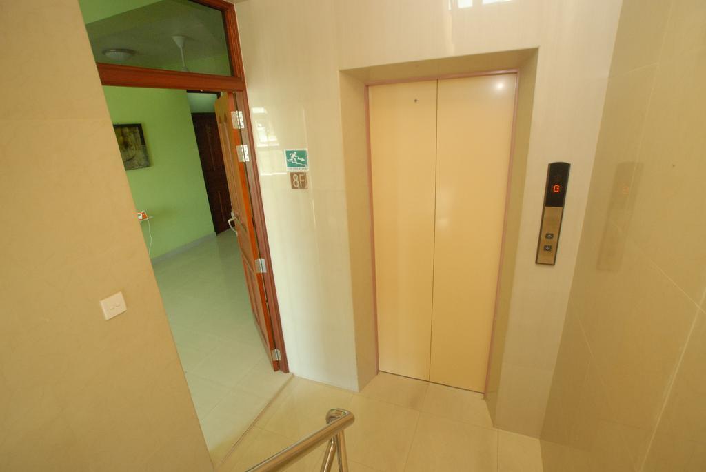 House Clover Male Bagian luar foto